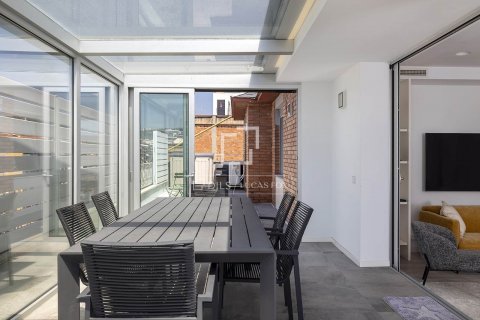 Ático de 3 dormitorios en alquiler en Barcelona, Cataluña, Spain № 8630 - foto 10