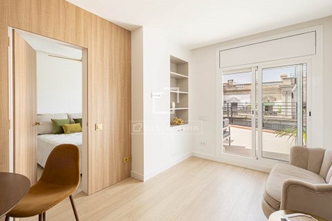 Apartamento de 2 dormitorios en alquiler en Barcelona, Cataluña, Spain № 8624 - foto 10
