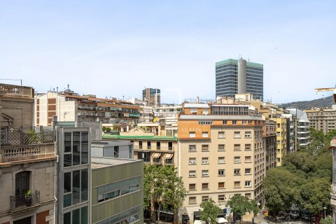 Apartamento de 2 dormitorios en alquiler en Barcelona, Cataluña, Spain № 8624 - foto 9