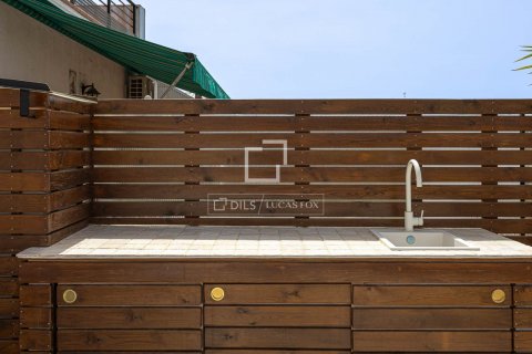 Apartamento de 2 dormitorios en alquiler en Barcelona, Cataluña, Spain № 8624 - foto 3