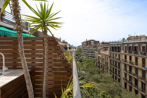 Apartamento de 2 dormitorios en alquiler en Barcelona, Cataluña, Spain № 8624 - foto 8