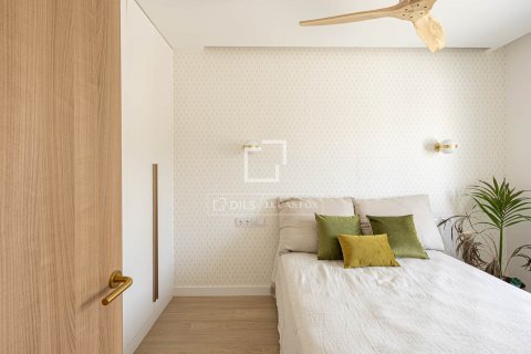 Apartamento de 2 dormitorios en alquiler en Barcelona, Cataluña, Spain № 8624 - foto 22