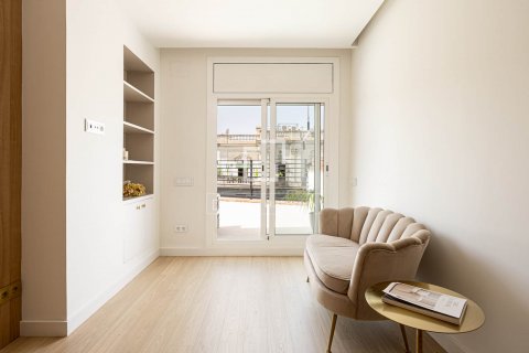 Apartamento de 2 dormitorios en alquiler en Barcelona, Cataluña, Spain № 8624 - foto 21