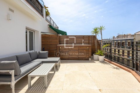 Apartamento de 2 dormitorios en alquiler en Barcelona, Cataluña, Spain № 8624
