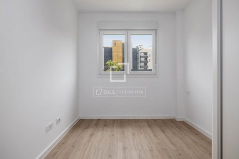 Снять в аренду квартиру в Барселона, Испания с 2 спальни, 63м², № 8627 - фото 8