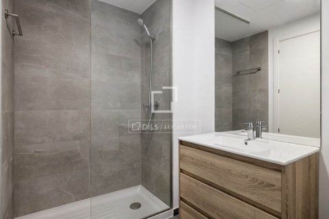 Снять в аренду квартиру в Барселона, Испания с 2 спальни, 63м², № 8627 - фото 11