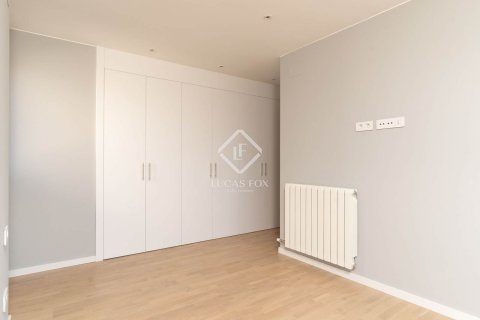 Купить квартиру в Барселона, Испания с 4 спальни, 120м², № 4228 - фото 26