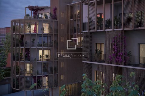 Ático de 2 dormitorios en venta en Barcelona, Cataluña, Spain № 4266 - foto 11