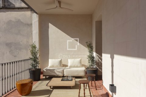 Ático de 3 dormitorios en venta en Barcelona, Cataluña, Spain № 4264 - foto 10