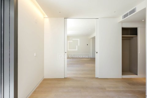 Купить квартиру в Барселона, Испания с 1 спальня, 82м², № 4270 - фото 22