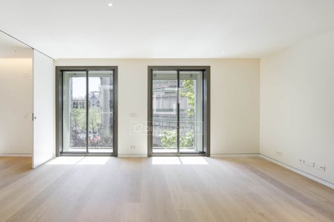 Купить квартиру в Барселона, Испания с 1 спальня, 82м², № 4270 - фото 11