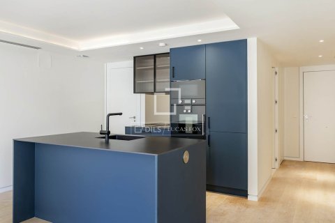 Купить квартиру в Барселона, Испания с 1 спальня, 82м², № 4270 - фото 9