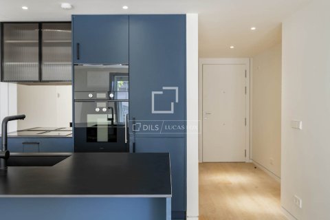 Купить квартиру в Барселона, Испания с 1 спальня, 82м², № 4270 - фото 8