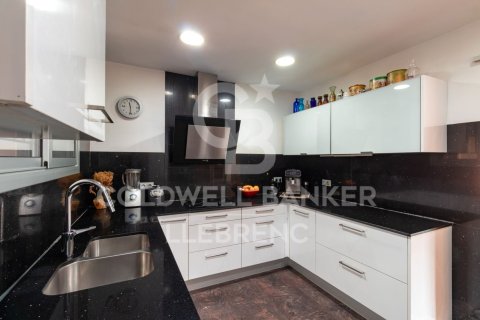Сasa de 6 dormitorios en venta en Barcelona, Cataluña, Spain № 5371 - foto 7