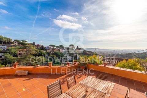 Сasa de 6 dormitorios en venta en Barcelona, Cataluña, Spain № 5371 - foto 21