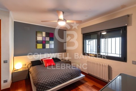 Сasa de 6 dormitorios en venta en Barcelona, Cataluña, Spain № 5371 - foto 17