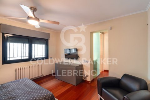 Сasa de 6 dormitorios en venta en Barcelona, Cataluña, Spain № 5371 - foto 15