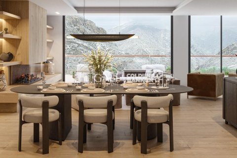 Villa de 5 dormitorios en venta en Principado De Andorra (Ninguna Poblacion Tiene C.P.), Lérida, Cataluña, Spain № 5373