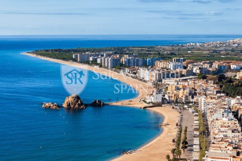 Parcela de 813 m² en venta en Blanes, Gerona, Cataluña, Spain № 6719