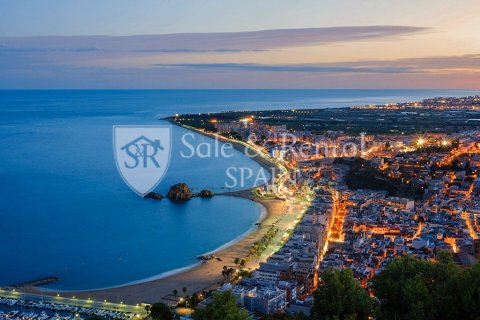 Propiedad comercial de 1 dormitorio en venta en Blanes, Gerona, Cataluña, Spain № 6723 - foto 4