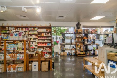 Propiedad comercial de 153 m² en venta en Sitges, Barcelona, Cataluña, Spain № 7543 - foto 5