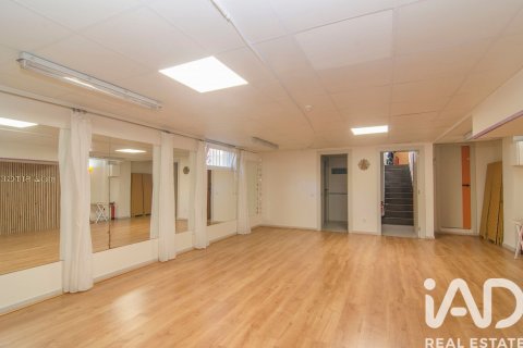 Propiedad comercial de 153 m² en venta en Sitges, Barcelona, Cataluña, Spain № 7543 - foto 26