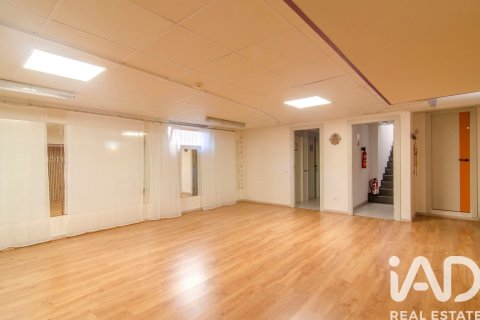 Propiedad comercial de 153 m² en venta en Sitges, Barcelona, Cataluña, Spain № 7543 - foto 22