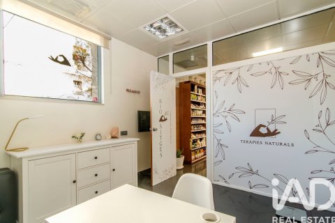 Propiedad comercial de 153 m² en venta en Sitges, Barcelona, Cataluña, Spain № 7543 - foto 15