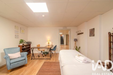 Propiedad comercial de 153 m² en venta en Sitges, Barcelona, Cataluña, Spain № 7543 - foto 18
