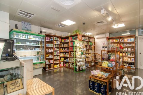 Propiedad comercial de 153 m² en venta en Sitges, Barcelona, Cataluña, Spain № 7543 - foto 9
