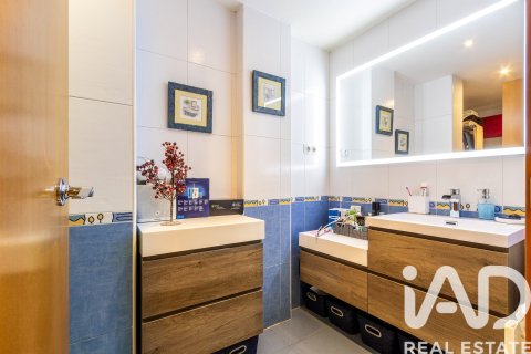 Купить квартиру в Сан-Кирсе-дель-Вальес, Испания с 4 спальни, 195м², № 7542 - фото 26
