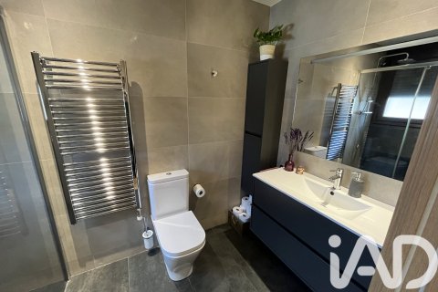 Сasa de 3 dormitorios en venta en Les Franqueses del Vallès, Barcelona, Cataluña, Spain № 7540 - foto 19