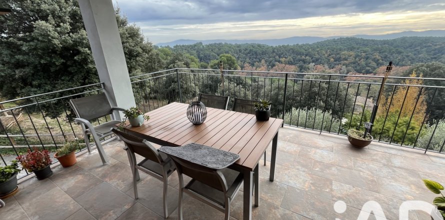 Сasa de 3 dormitorios en venta en Les Franqueses del Vallès, Barcelona, Cataluña, Spain № 7540