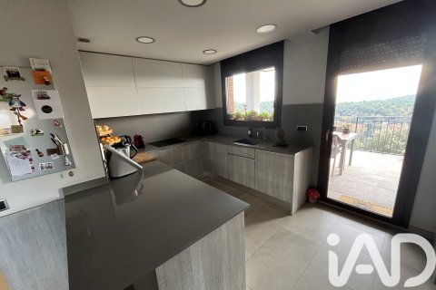 Сasa de 3 dormitorios en venta en Les Franqueses del Vallès, Barcelona, Cataluña, Spain № 7540 - foto 3