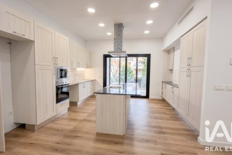 3 chambres apartment à vendre à Girona, Catalonia, Spain № 8879