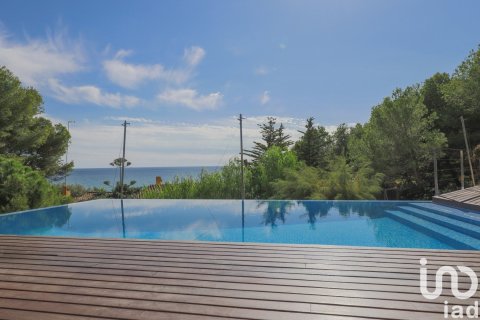 Сasa de 4 dormitorios en venta en Tarragona, Cataluña, Spain № 7576 - foto 17