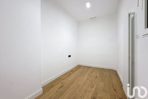 3 bedrooms apartment for sale in Barcelona, Catalonia, Spain № 7573 - photo 22
