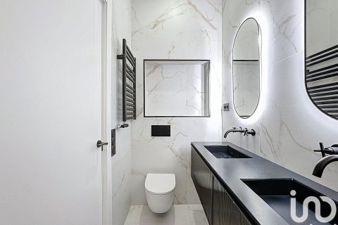 3 bedrooms apartment for sale in Barcelona, Catalonia, Spain № 7573 - photo 20