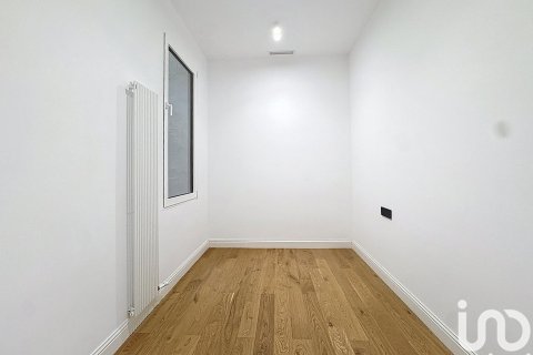 3 bedrooms apartment for sale in Barcelona, Catalonia, Spain № 7573 - photo 24