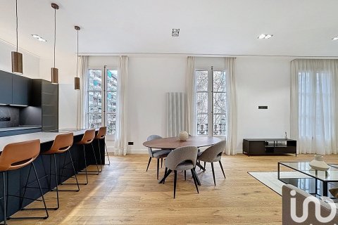 3 bedrooms apartment for sale in Barcelona, Catalonia, Spain № 7573 - photo 6