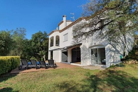 Сasa de 4 dormitorios en venta en Santa Cristina d'Aro, Gerona, Cataluña, Spain № 7574 - foto 2