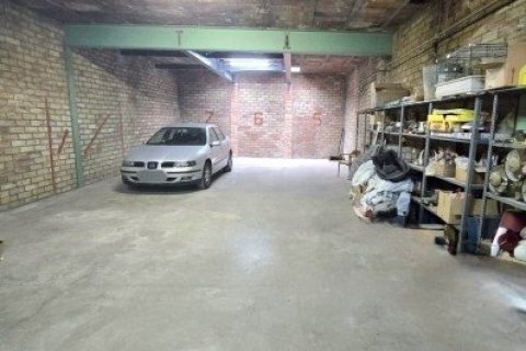 Снять в аренду коммерческую недвижимость в Сабадель, Испания 175м², № 7578 - фото 2