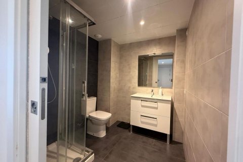 Apartamento de 3 dormitorios en venta en Platja D'aro, Gerona, Cataluña, Spain № 6332 - foto 14
