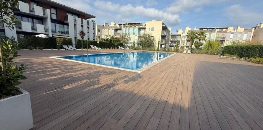 Apartamento de 3 dormitorios en venta en Platja D'aro, Gerona, Cataluña, Spain № 6332