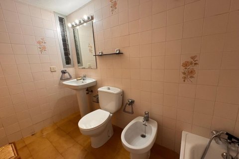 Apartamento de 3 dormitorios en venta en Platja D'aro, Gerona, Cataluña, Spain № 6336 - foto 16