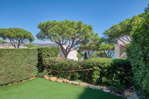 Apartamento de 2 dormitorios en venta en Sant Feliu de Guíxols, Gerona, Cataluña, Spain № 6333 - foto 2