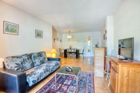 Apartamento de 2 dormitorios en venta en Sant Feliu de Guíxols, Gerona, Cataluña, Spain № 6333 - foto 10