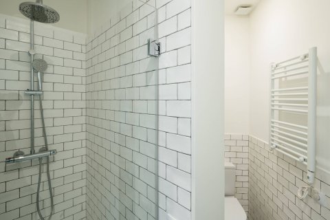 Apartamento de 1 dormitorio en venta en Barcelona, Cataluña, Spain № 6335 - foto 9