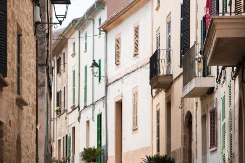 Propiedad comercial de 1100 m² en venta en Calafell, Tarragona, Cataluña, Spain № 3079