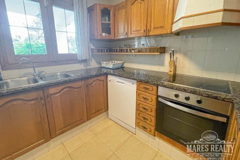 Villa de 4 dormitorios en venta en Lloret de Mar, Gerona, Cataluña, Spain № 3083 - foto 4